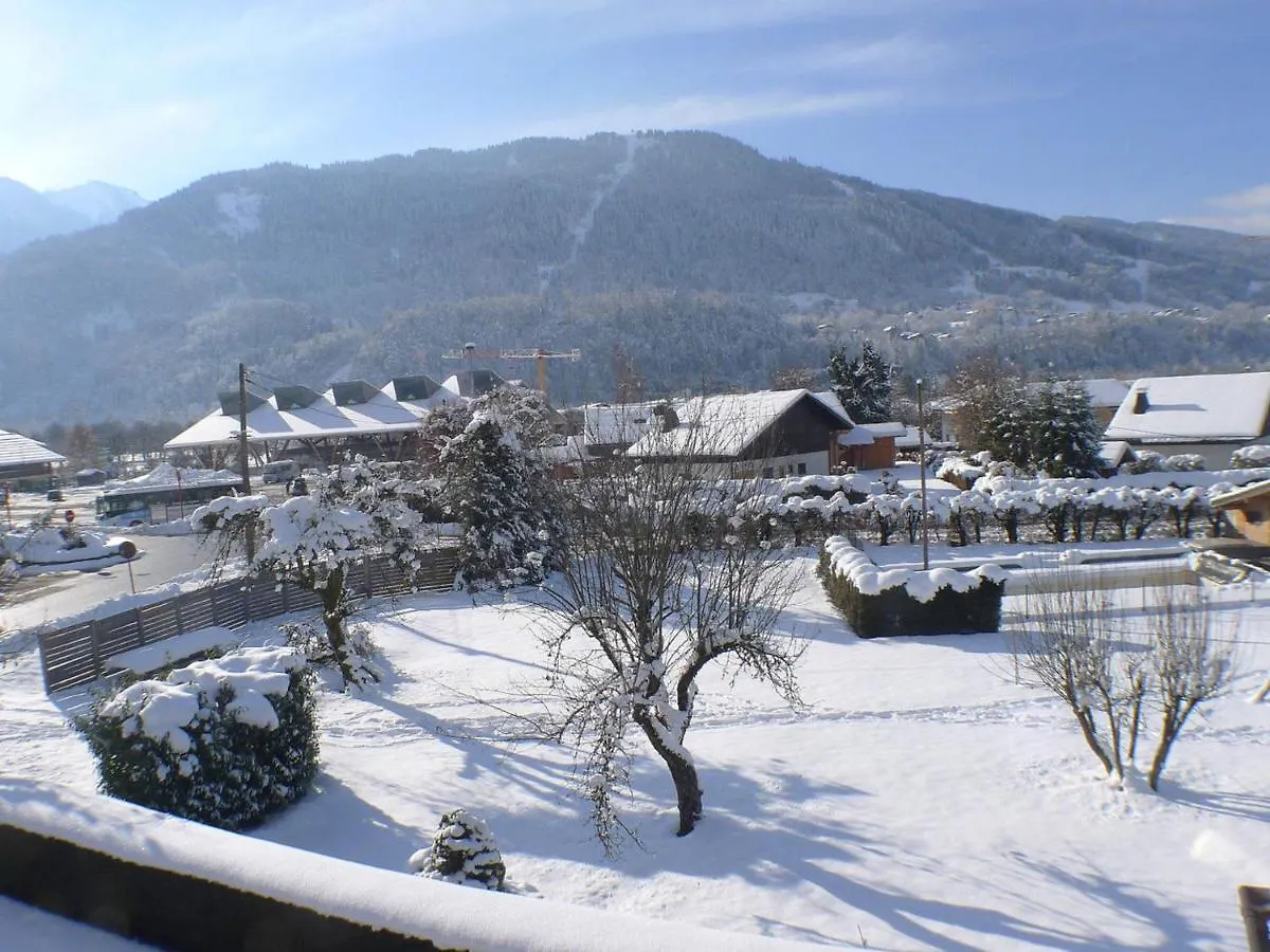 Spacieux Appartement Avec Balcon Et Garage A Samoens - Fr-1-629-17